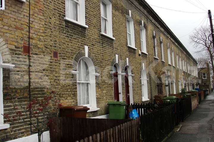 Beautiful period house marrying period charm with contemporary living Monnow Road, Bermondsey